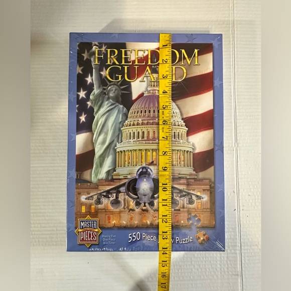 Master Pieces 550 Pc. Jigsaw Puzzle Flag Liberty Jet Freedom Guard New In Box - Picture 6 of 8